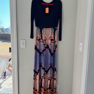 Chic Long Sleeve Maxi Dress in Navy and Coral